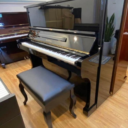 Piano Kawai BL61