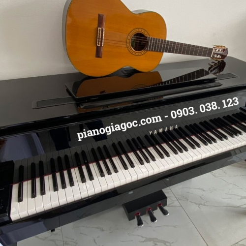 Piano Yamaha N1